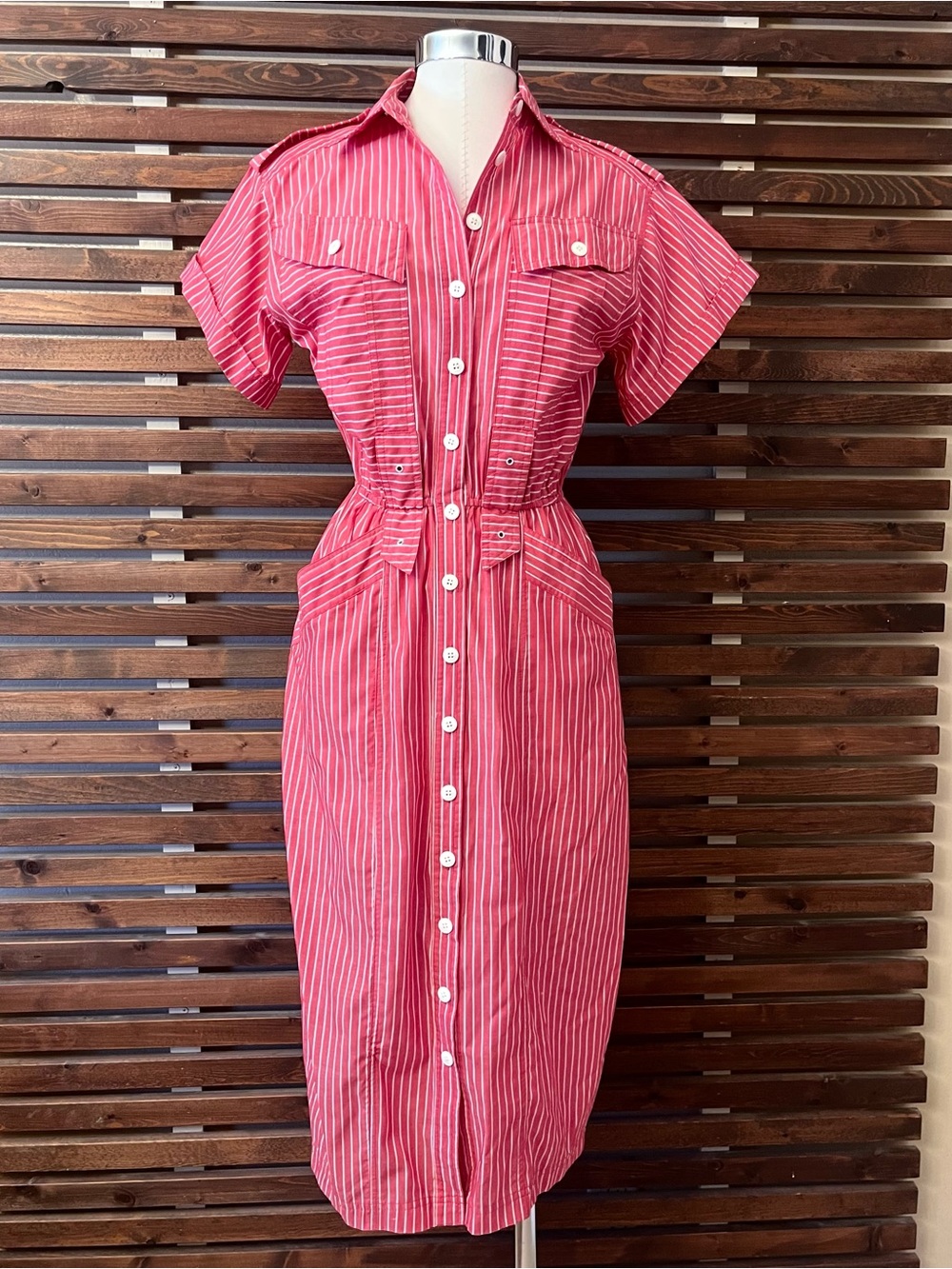 1980s Vintage Pink & White Striped Short Sleeve Button Midi Dress w/ Pockets
